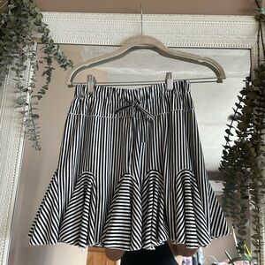 Striped mini skirt